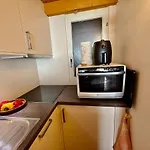 131 Warm For 4 People Apartment Gryon