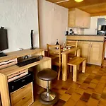 131 Warm For 4 People Gryon