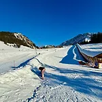 131 Warm For 4 People Gryon